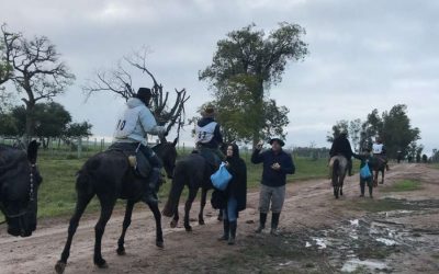 María Cecilia de Eduardo Mattiauda gana el Enduro de Criollos sobre 80 kilómetros